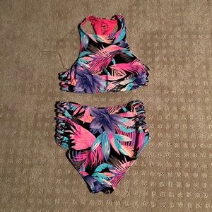 Hollister 2 piece bikini.